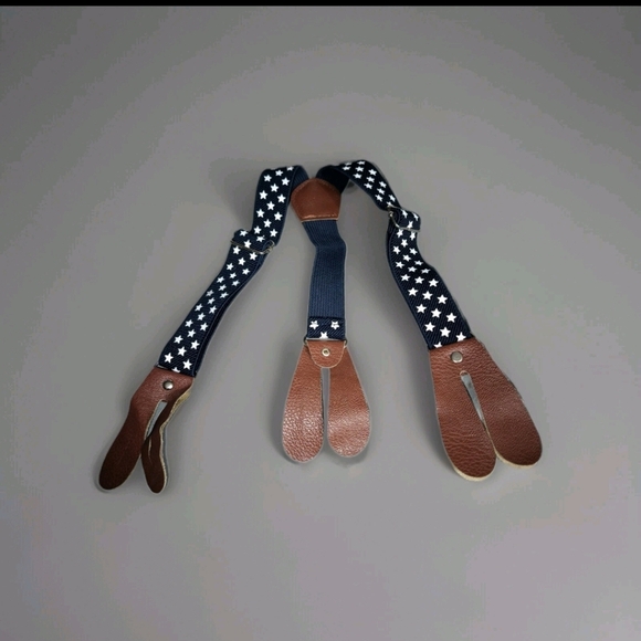 Baby suspenders navy blue with stars and brown leather button attachment - Picture 1 of 4